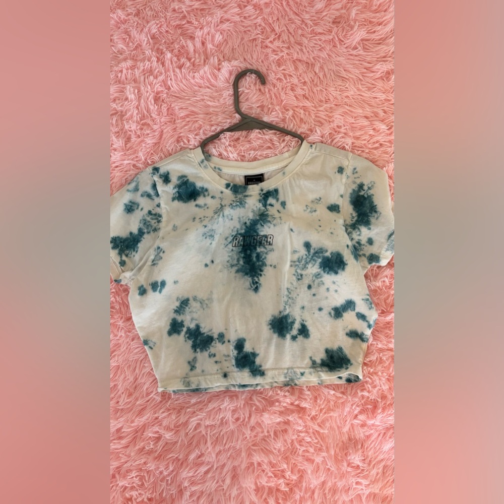 Raw gear crop top